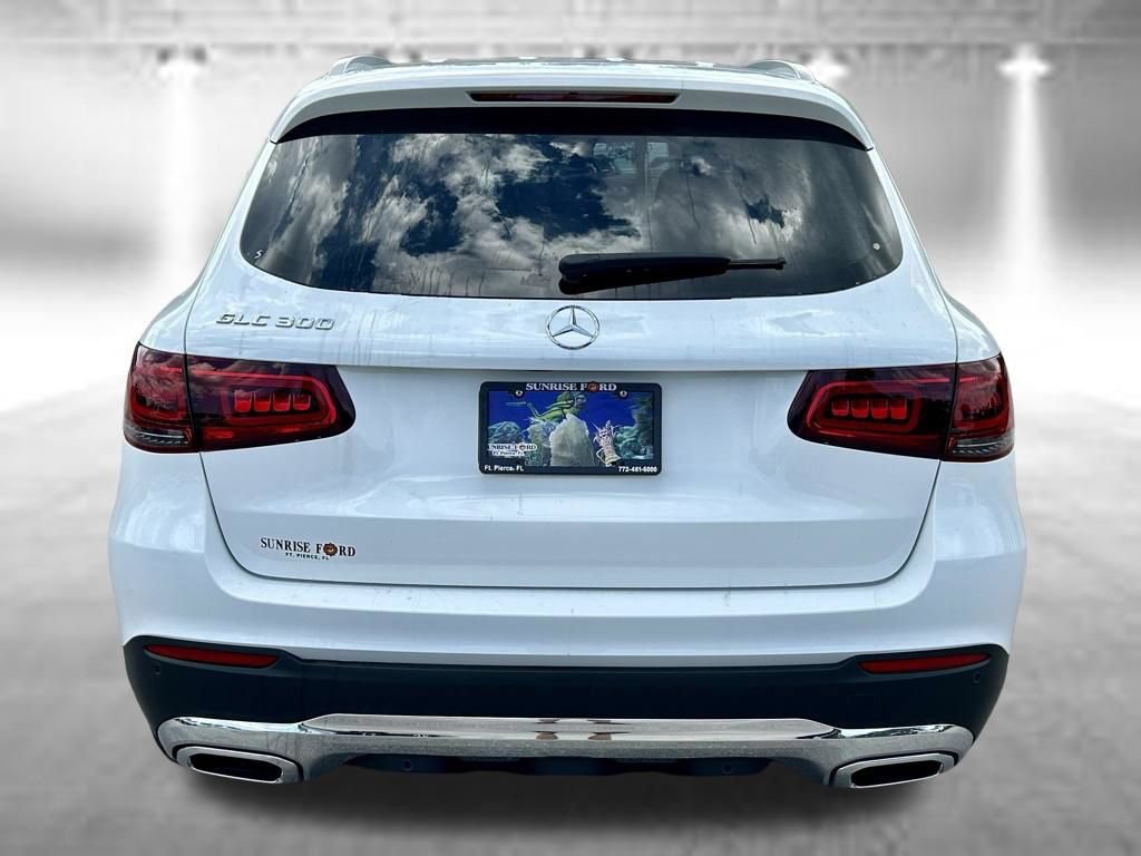Used 2022 Mercedes-Benz GLC 300 image 6