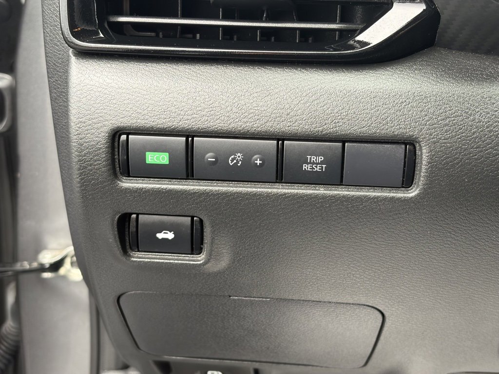 Used 2024 Nissan Sentra SV image 5