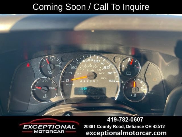 Used 2025 Chevrolet Express 3500 w/ Hotel Shuttle Package RWD image 16