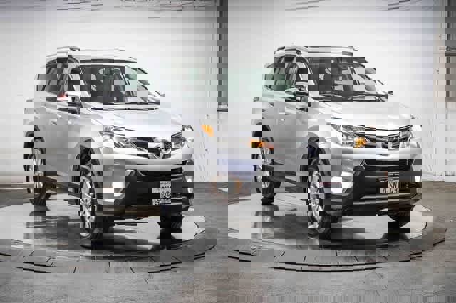 Certified 2015 Toyota RAV4 Limited image 5