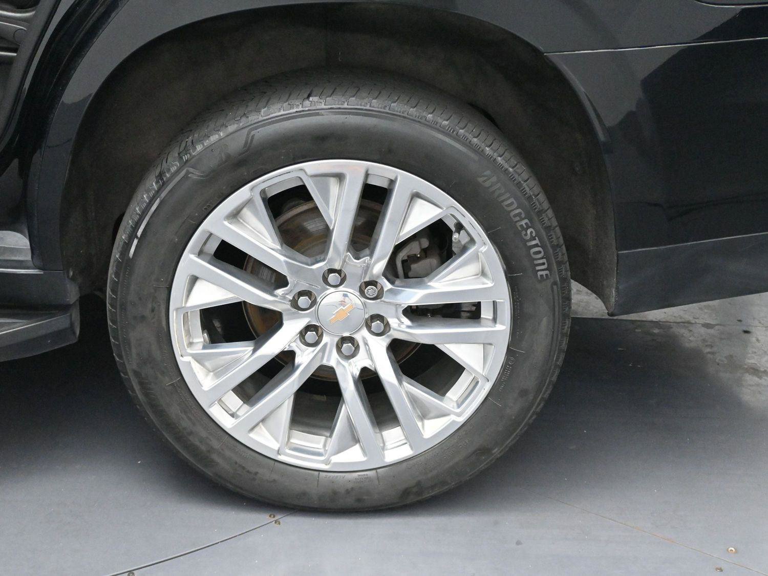 Used 2021 Chevrolet Tahoe Premier w/ Premium Package AWD/4WD image 42