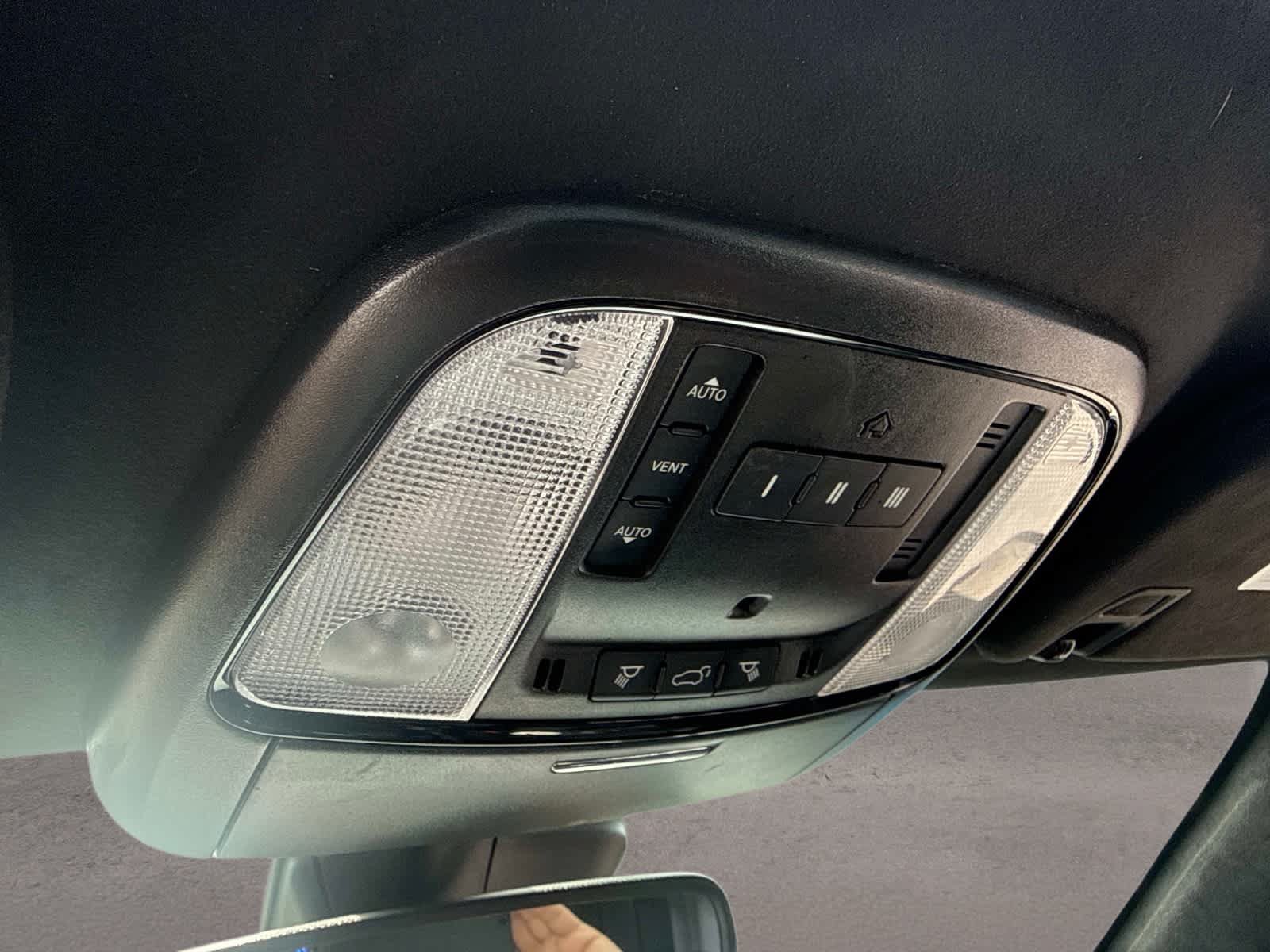 Used 2023 Dodge Durango R/T AWD/4WD image 29