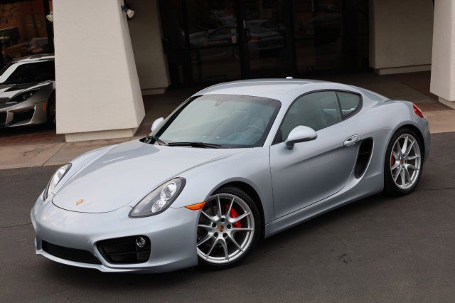 Used 2014 Porsche Cayman S image 4