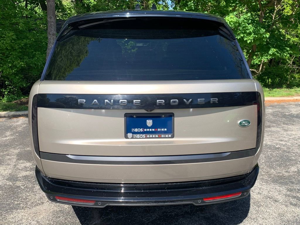 Used 2023 Land Rover Range Rover SE AWD/4WD image 6