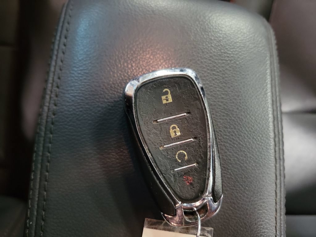 Used 2017 Chevrolet Bolt Premier w/ Driver Confidence II Package FWD image 20