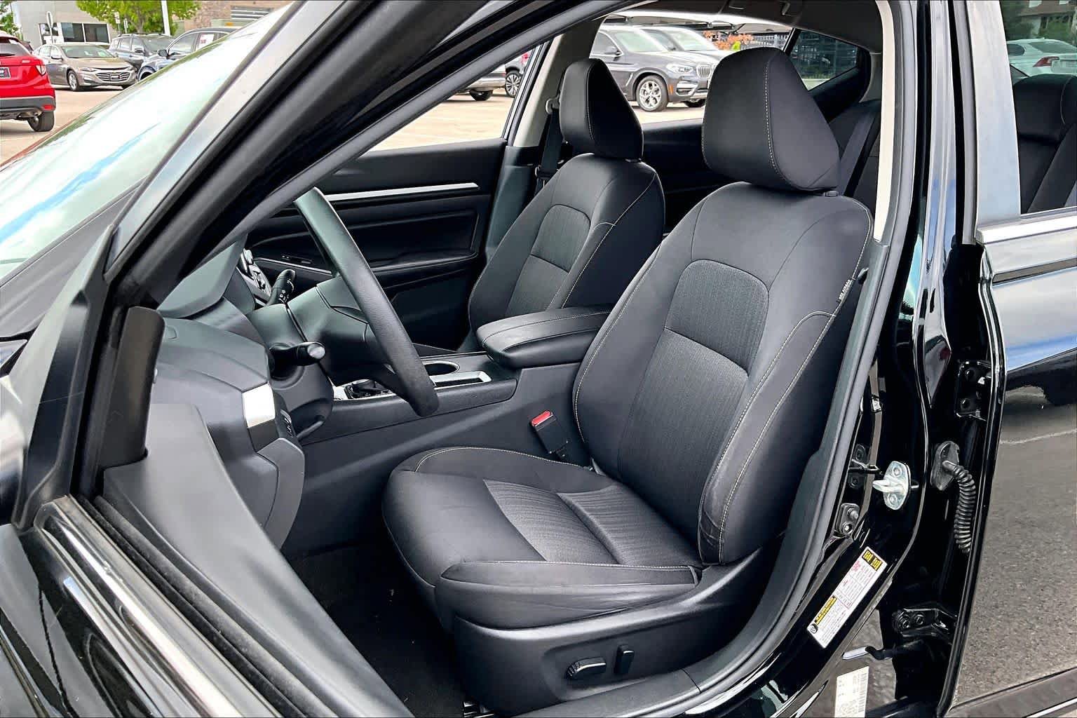 Used 2022 Nissan Altima 2.5 SV image 8