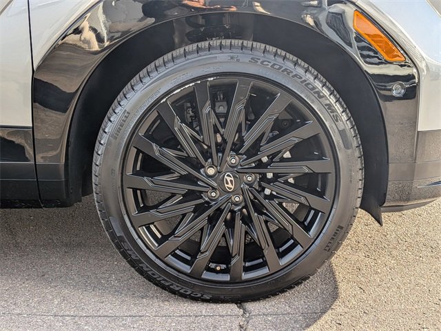 Used 2024 Hyundai Santa Fe Calligraphy image 7