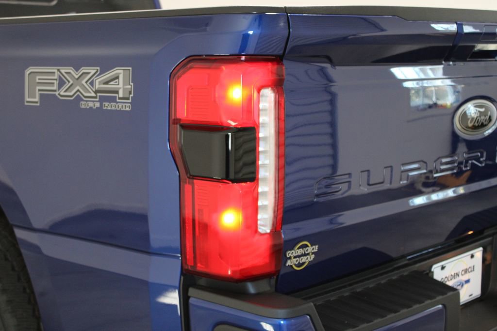 New 2026 Ford F250 Lariat w/ Black Appearance Package image 61