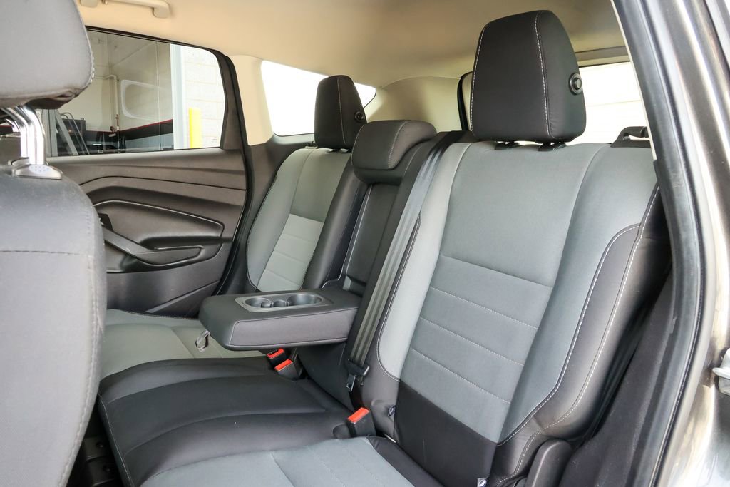 Used 2016 Ford Escape SE w/ Equipment Group 201A image 34