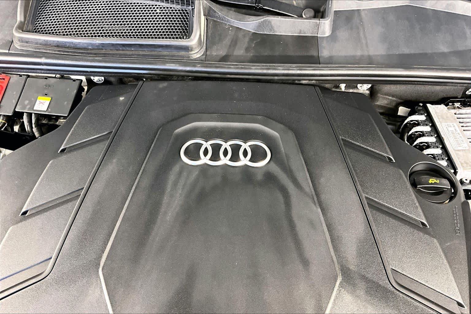 Used 2022 Audi Q7 3.0T Premium Plus w/ Premium Plus Package AWD/4WD image 33