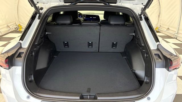 New 2026 Chevrolet Equinox EV LT FWD image 4