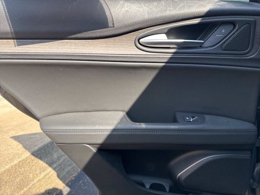 Used 2022 Alfa Romeo Stelvio Ti w/ Active Assist Plus Package image 44