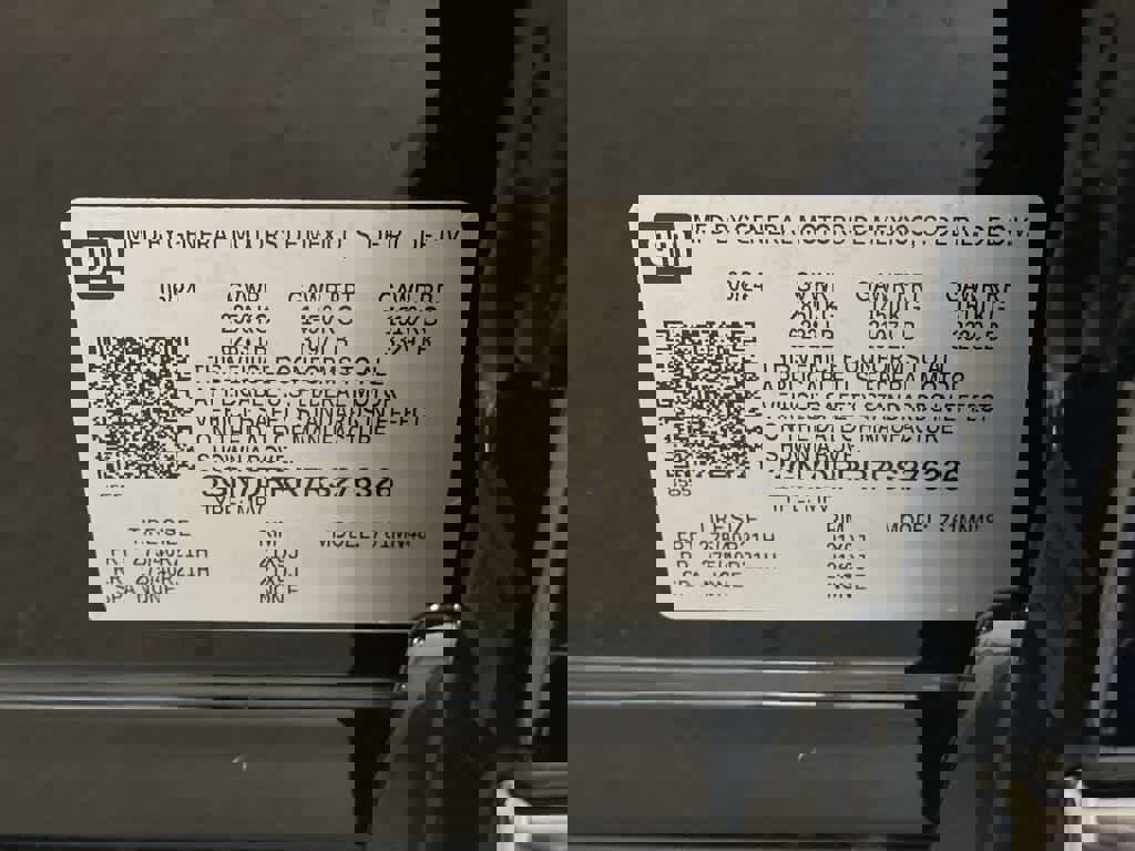 Used 2024 Chevrolet Equinox EV RS image 31