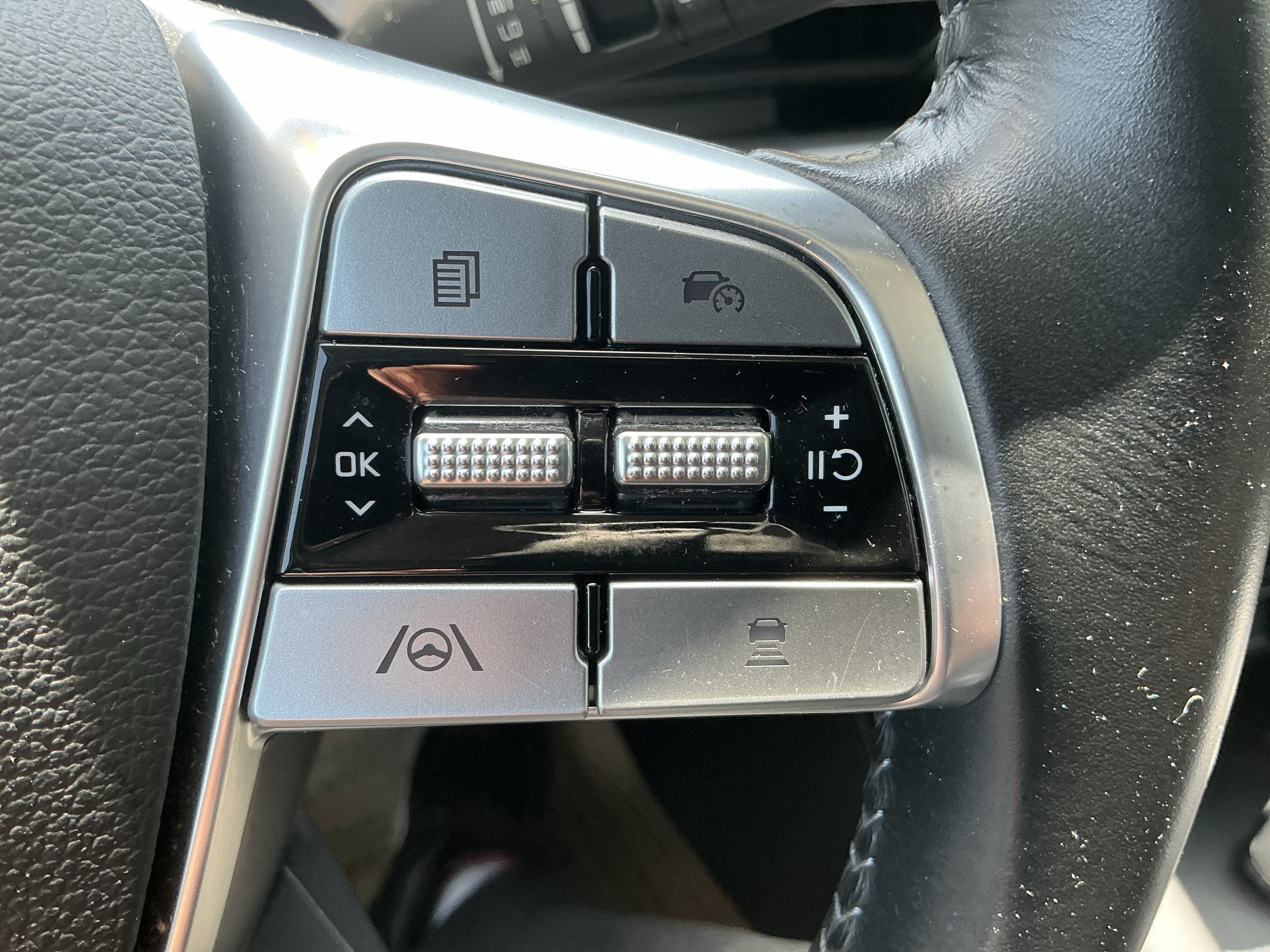 Certified 2024 Kia Telluride LX AWD/4WD image 18