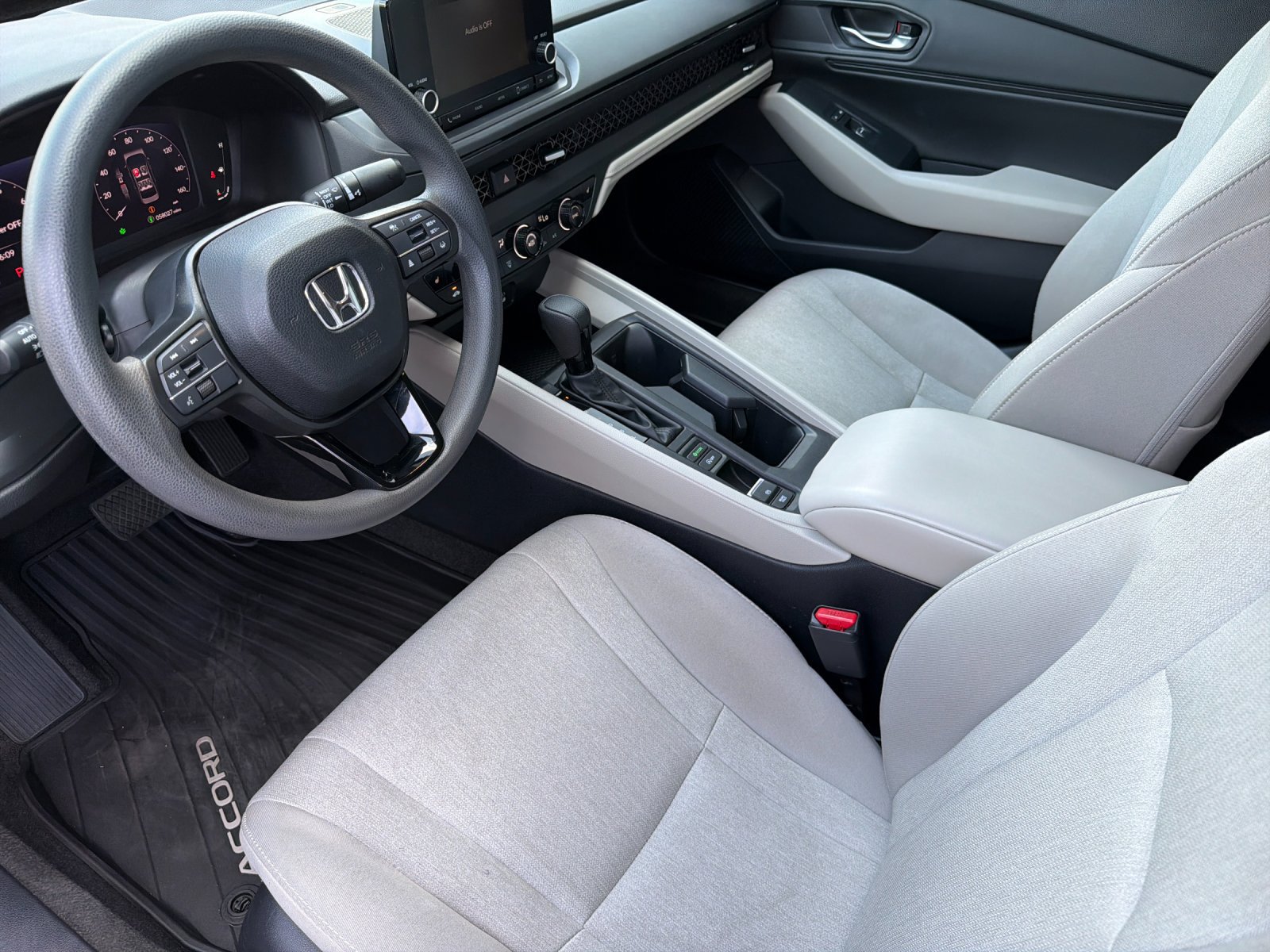 Used 2024 Honda Accord EX image 10