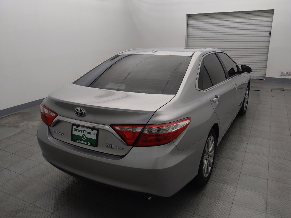 Used 2017 Toyota Camry XLE FWD image 7