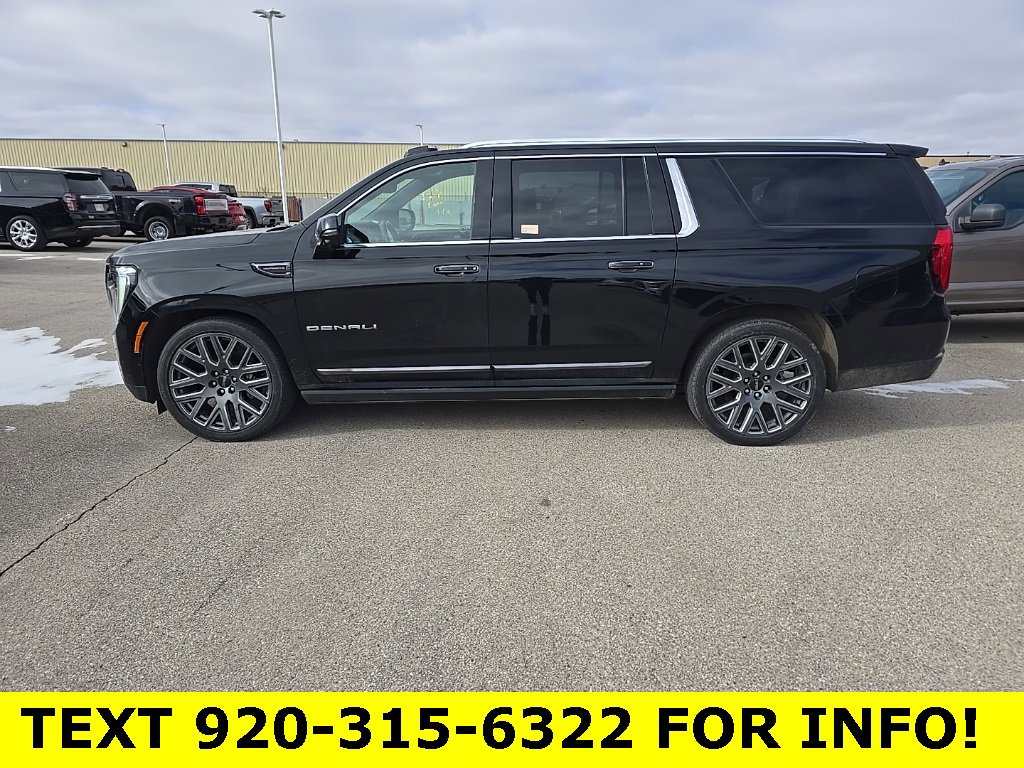 Used 2025 GMC Yukon XL Denali Ultimate image 3