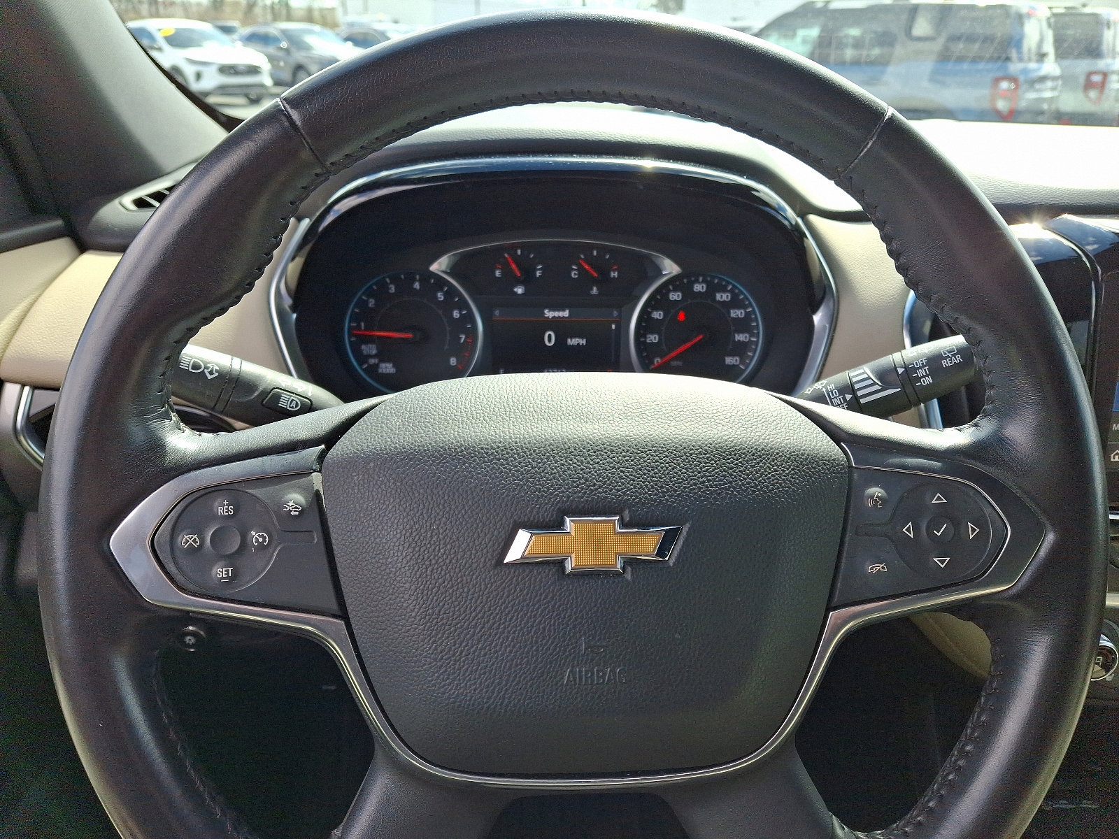 Used 2022 Chevrolet Traverse LT image 20