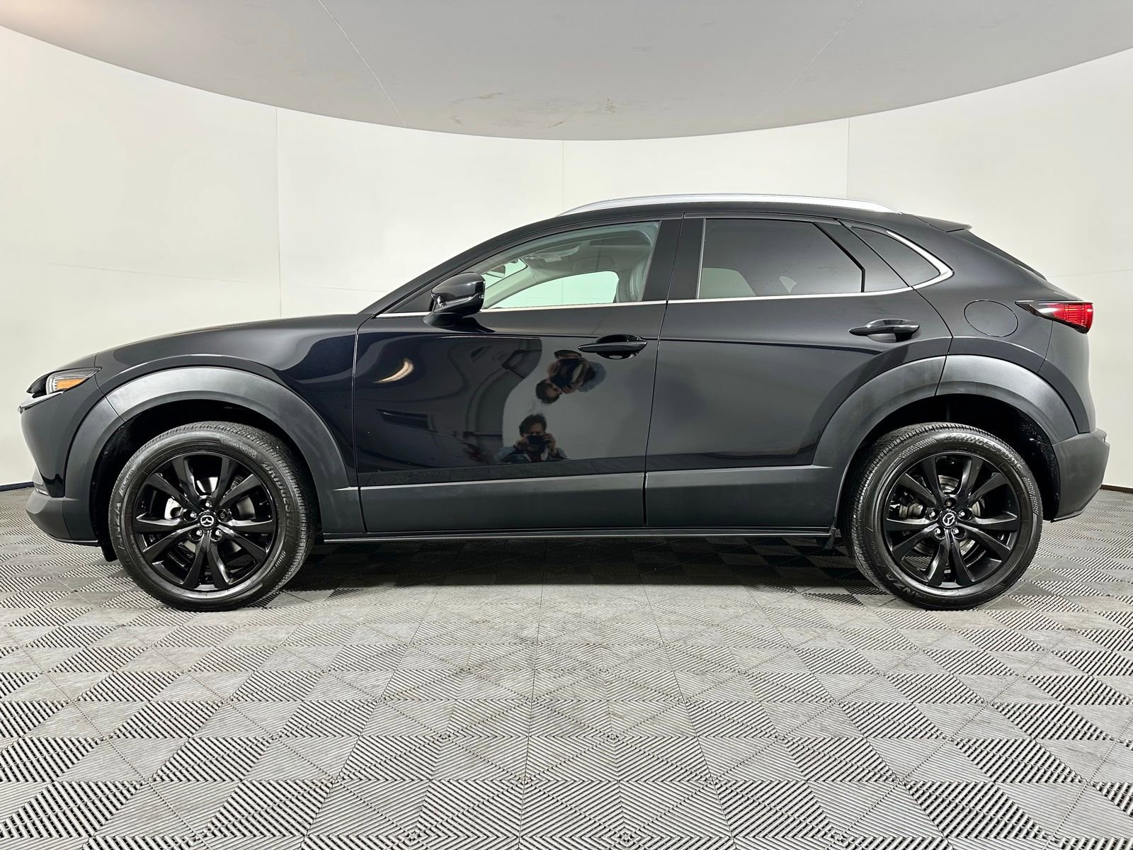 Used 2023 MAZDA CX-30 2.5 Turbo w/ Premium Package image 17