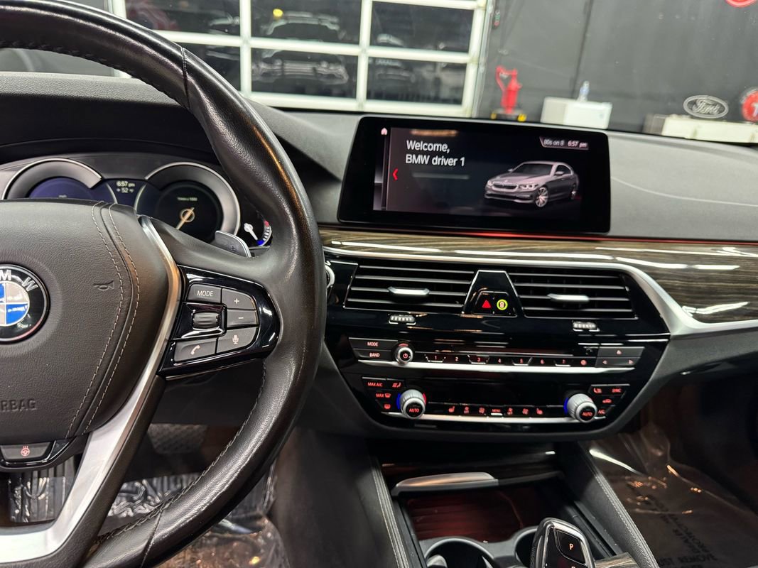 Used 2019 BMW 540i xDrive w/ Convenience Package image 24