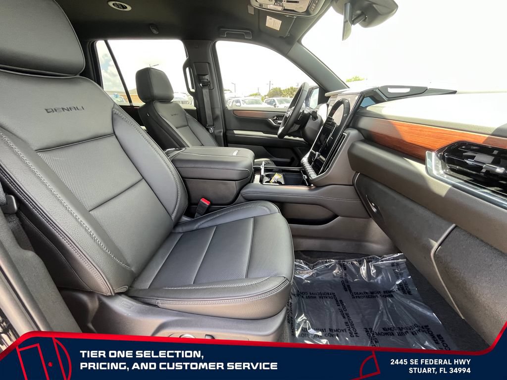 New 2026 GMC Yukon Denali w/ LPO, Floor Liner Package RWD image 21