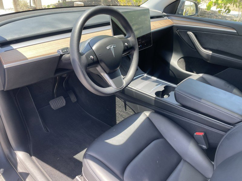 Used 2023 Tesla Model Y AWD image 10