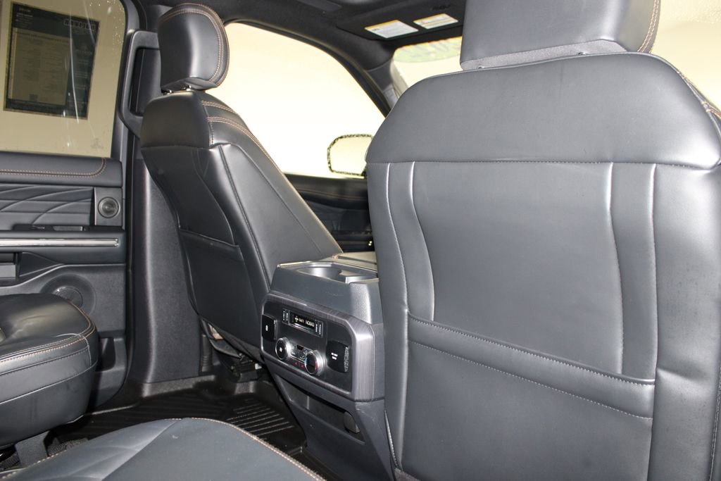 Used 2022 Ford Expedition Max Platinum AWD/4WD image 36