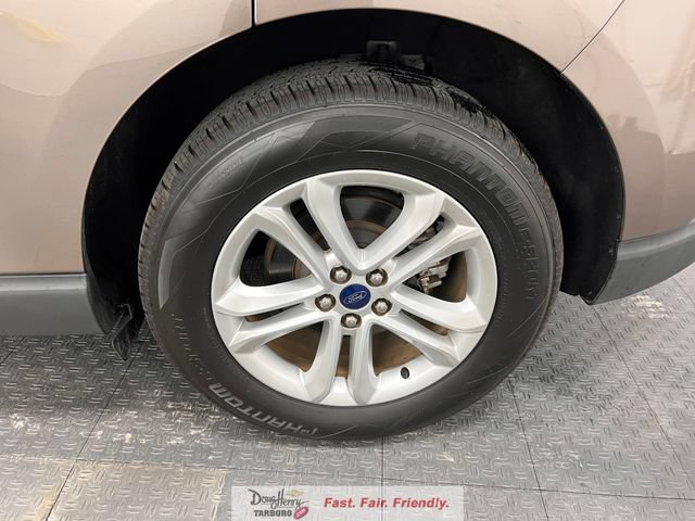 Used 2019 Ford Edge SEL w/ Equipment Group 201A FWD image 24
