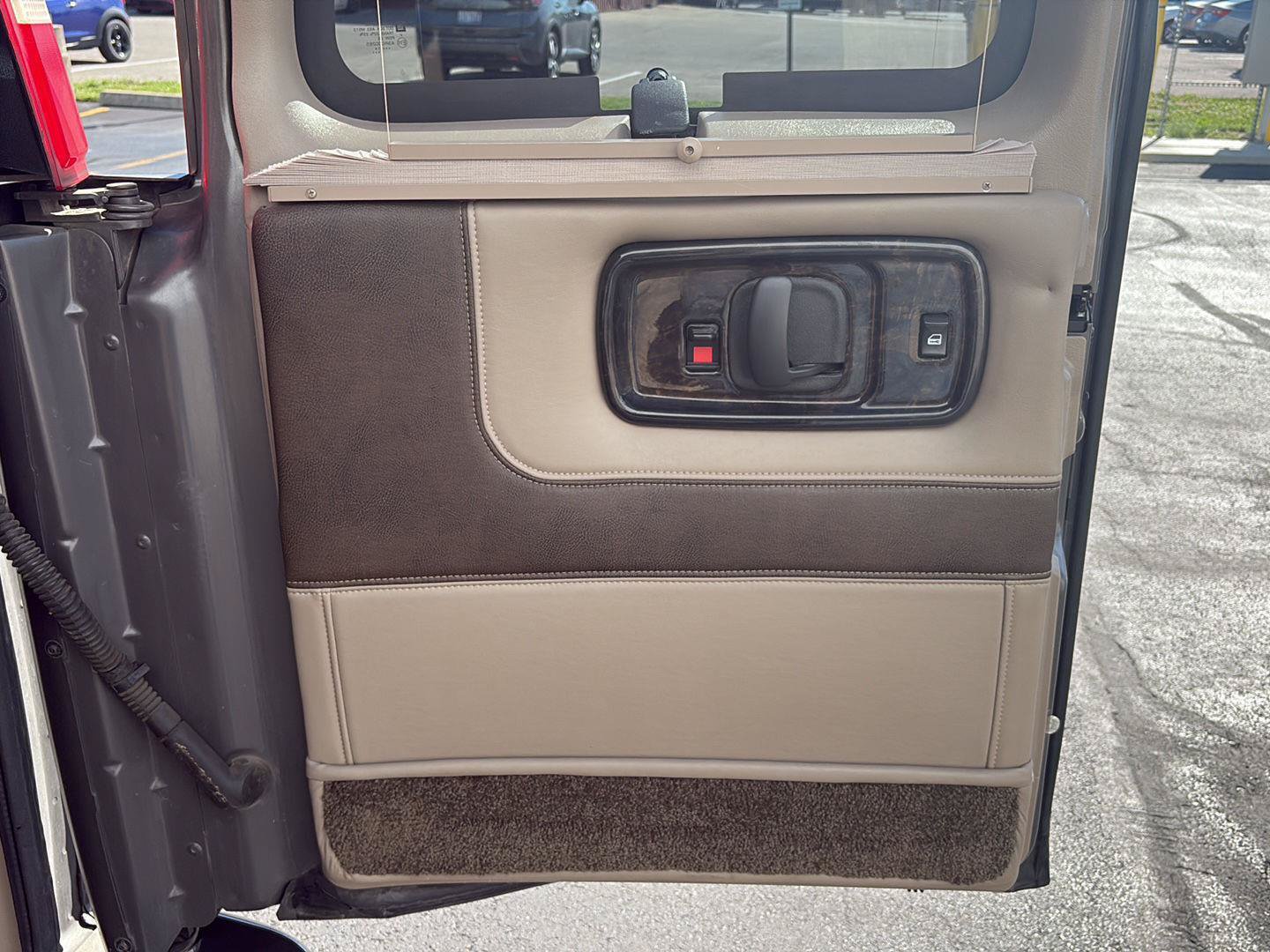 Used 2014 Chevrolet Express 1500 AWD image 50