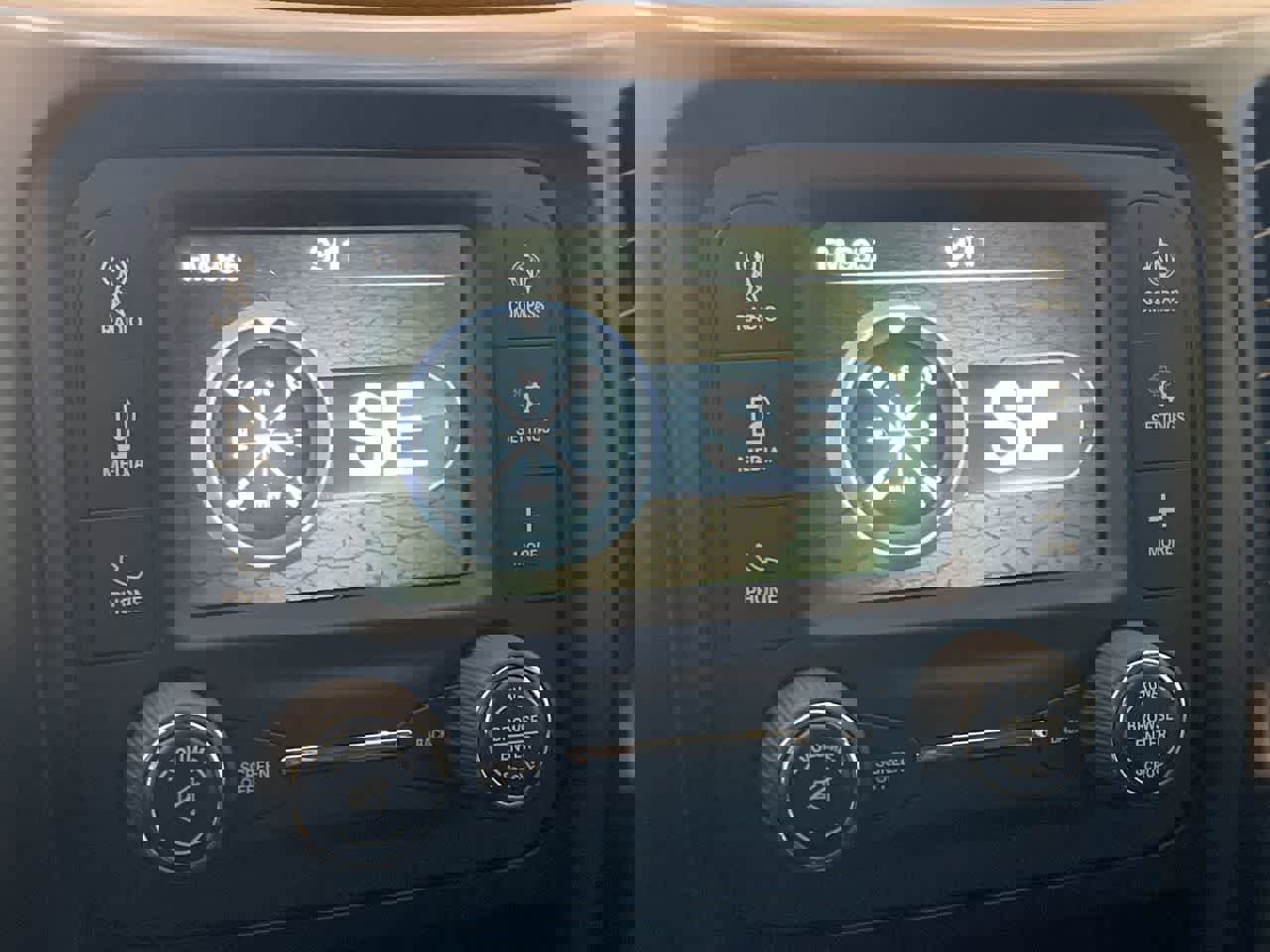 Used 2015 Jeep Cherokee Sport image 18