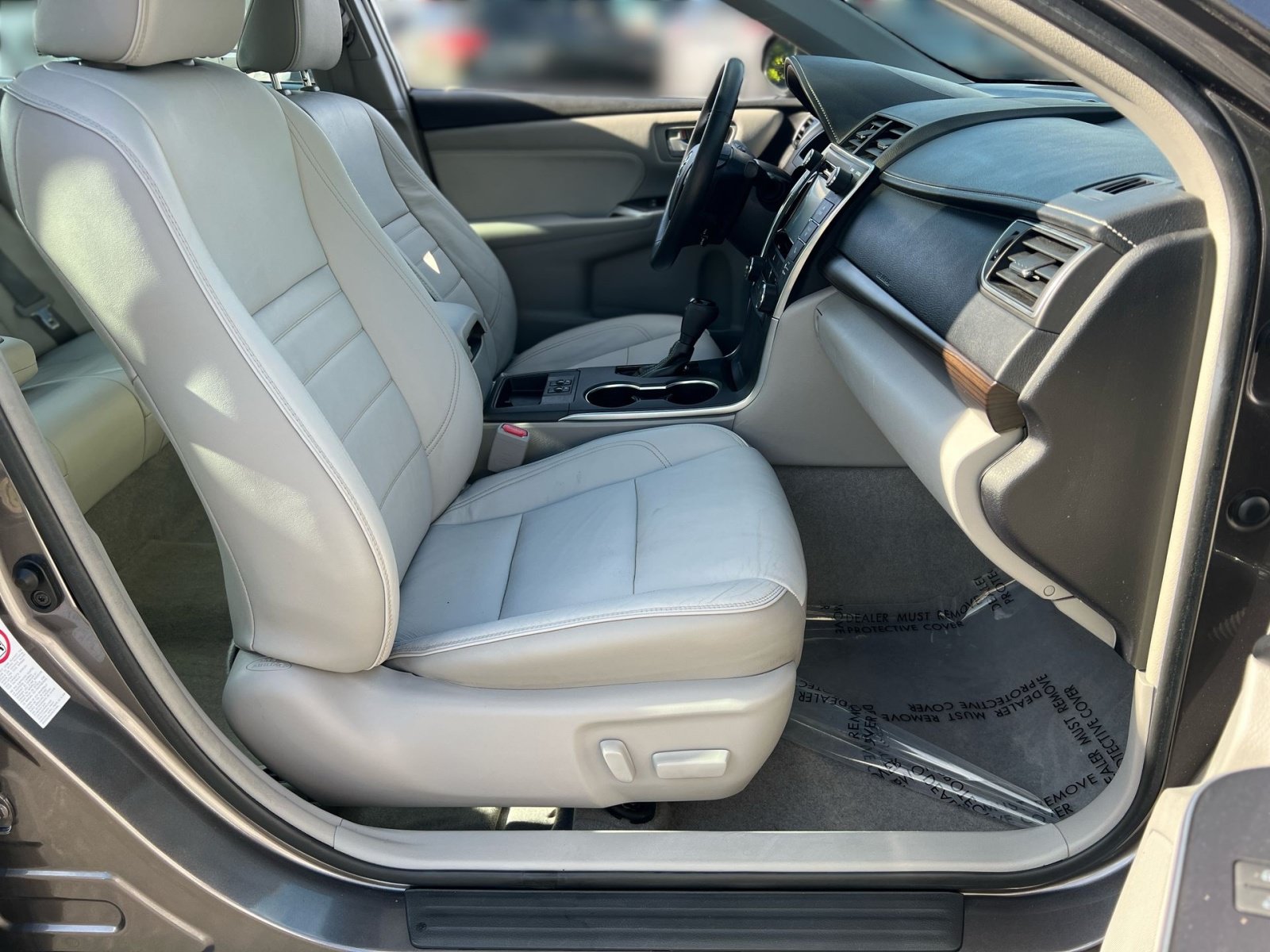 Used 2017 Toyota Camry XLE FWD image 42