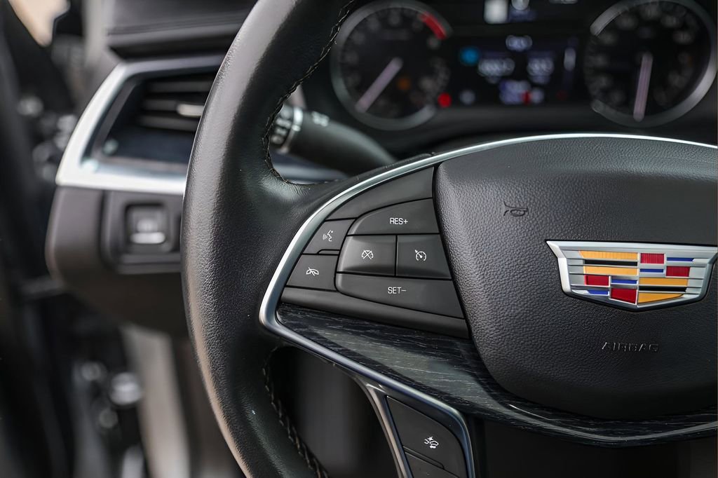 Used 2024 Cadillac XT5 Premium Luxury image 14