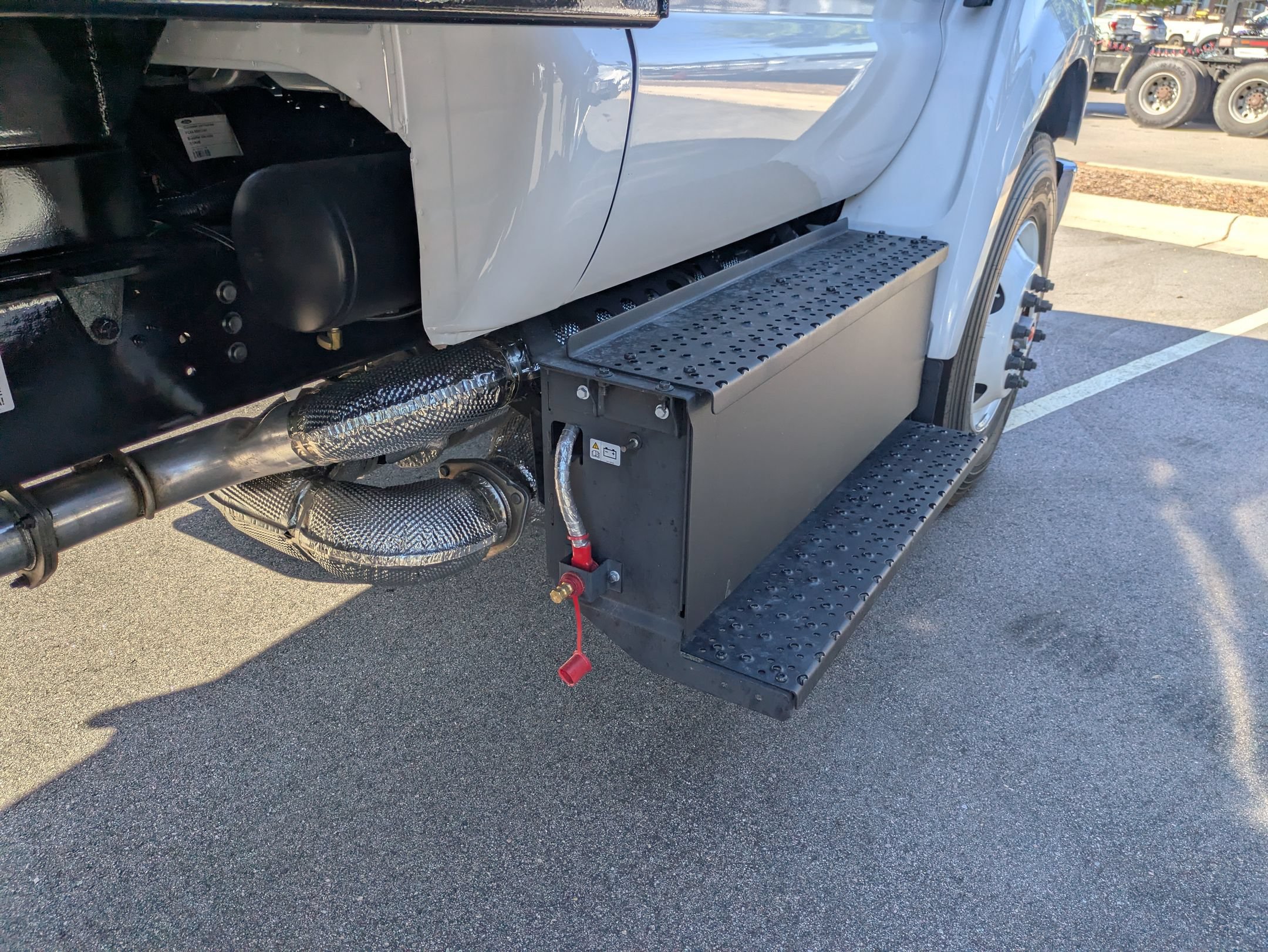New 2027 Ford F750 2WD Regular Cab Super Duty image 28