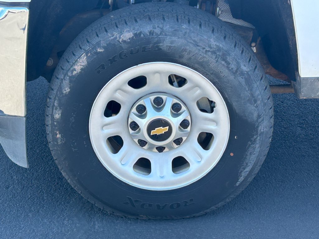 Used 2019 Chevrolet Silverado 3500 W/T AWD/4WD image 12