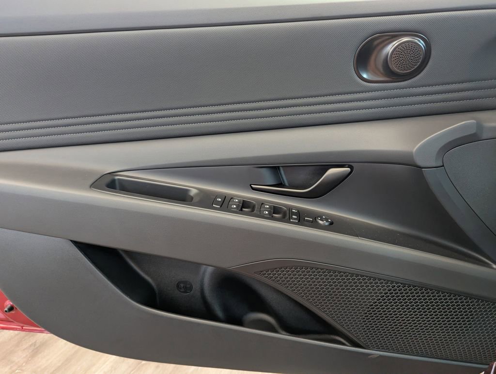 Certified 2026 Hyundai Elantra Sport FWD image 12