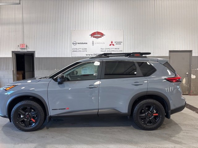 New 2026 Nissan Rogue SV image 7