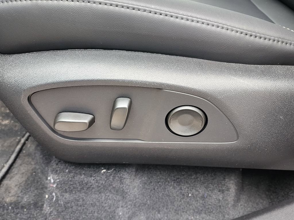 New 2026 GMC Acadia Elevation w/ Black Edition image 17