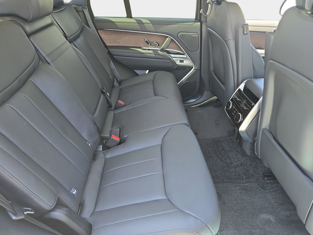 New 2026 Land Rover Range Rover SE AWD/4WD image 11