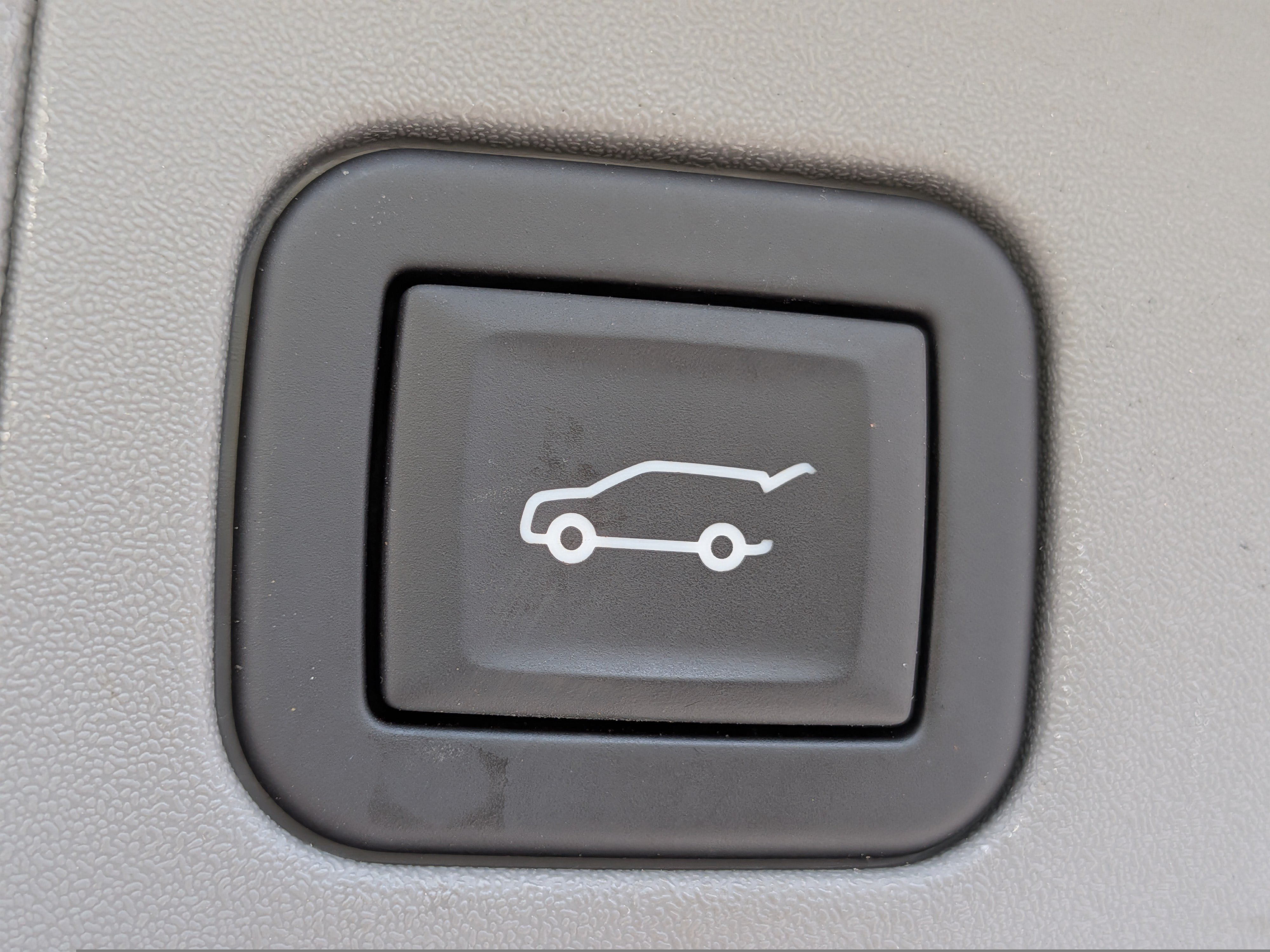 Certified 2023 Cadillac XT5 Premium Luxury FWD image 18