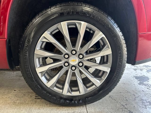 Used 2023 Chevrolet Traverse Premier AWD/4WD image 8
