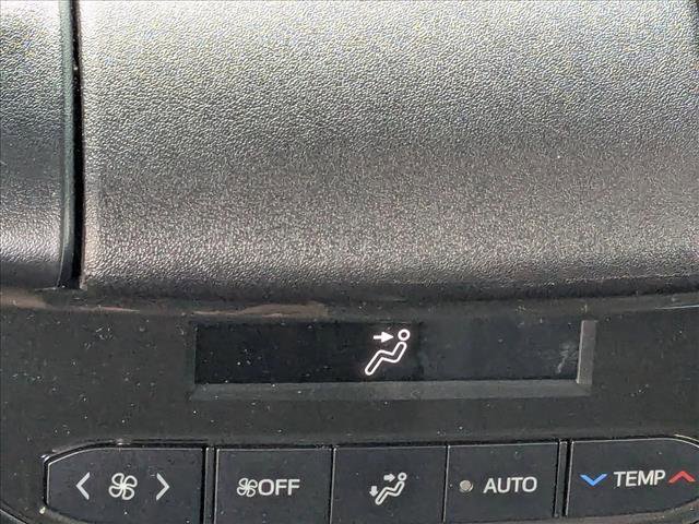 Used 2023 Toyota Highlander XLE image 16