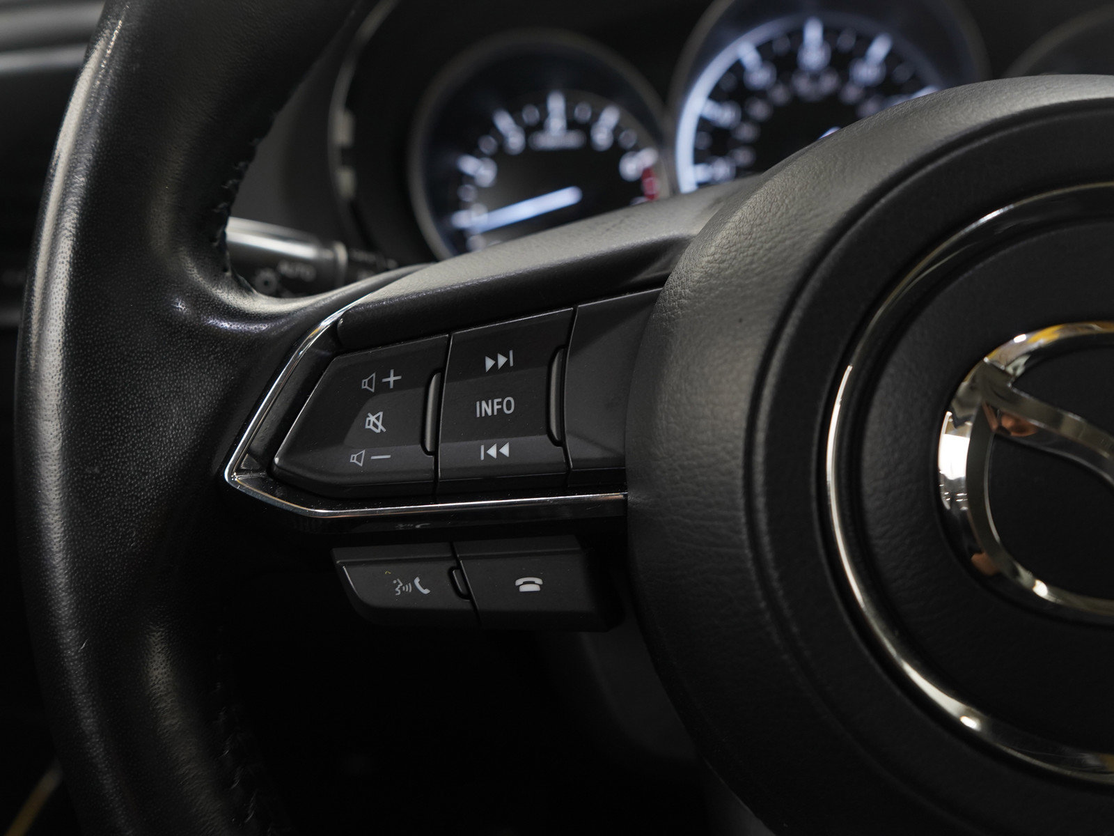 Used 2021 MAZDA CX-9 Touring w/ Touring Premium Package image 26