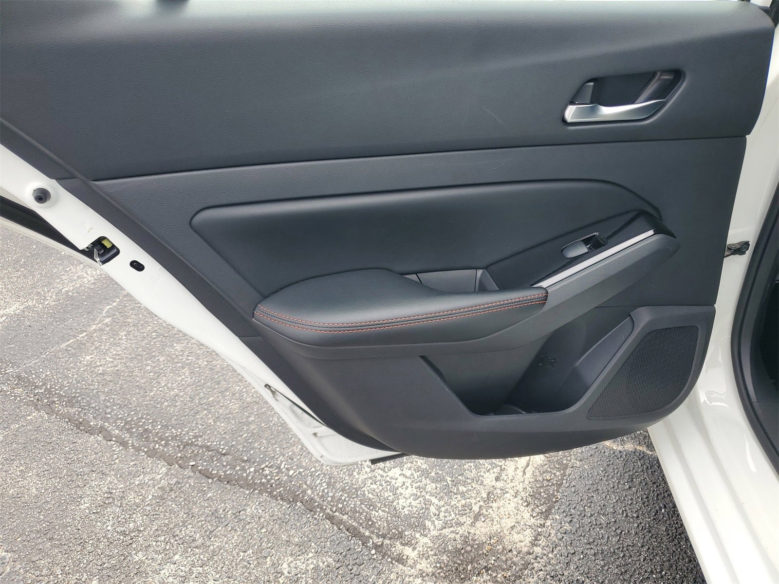 Used 2024 Nissan Altima 2.5 SR image 23