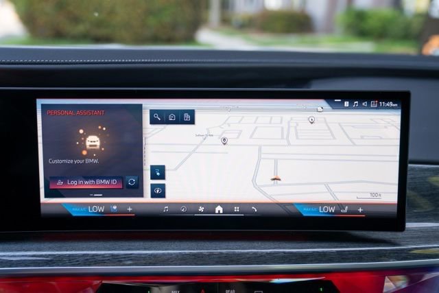 Used 2024 BMW i7 eDrive50 image 31