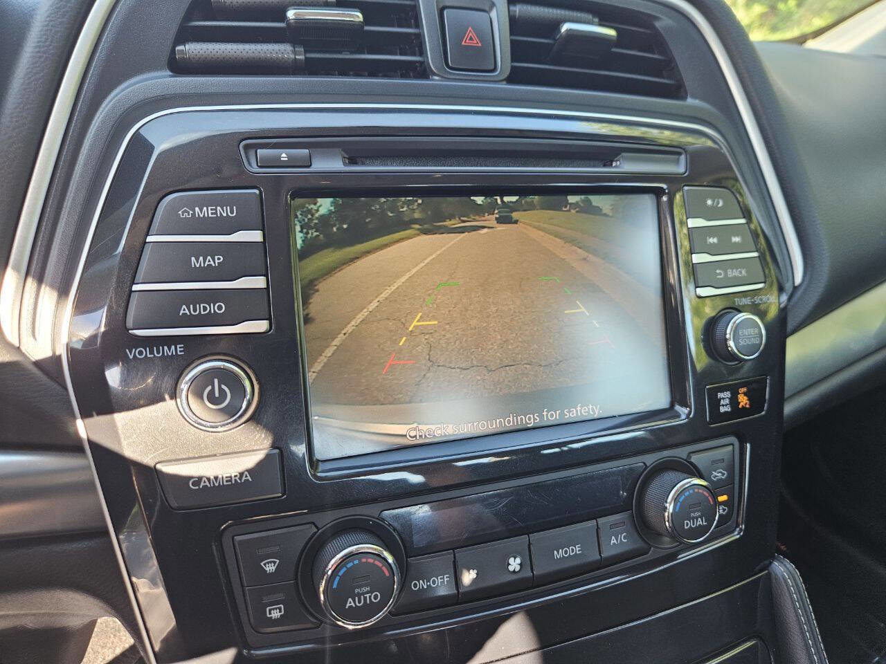 Used 2019 Nissan Maxima 3.5 SL w/ Floor Mat Group FWD image 24