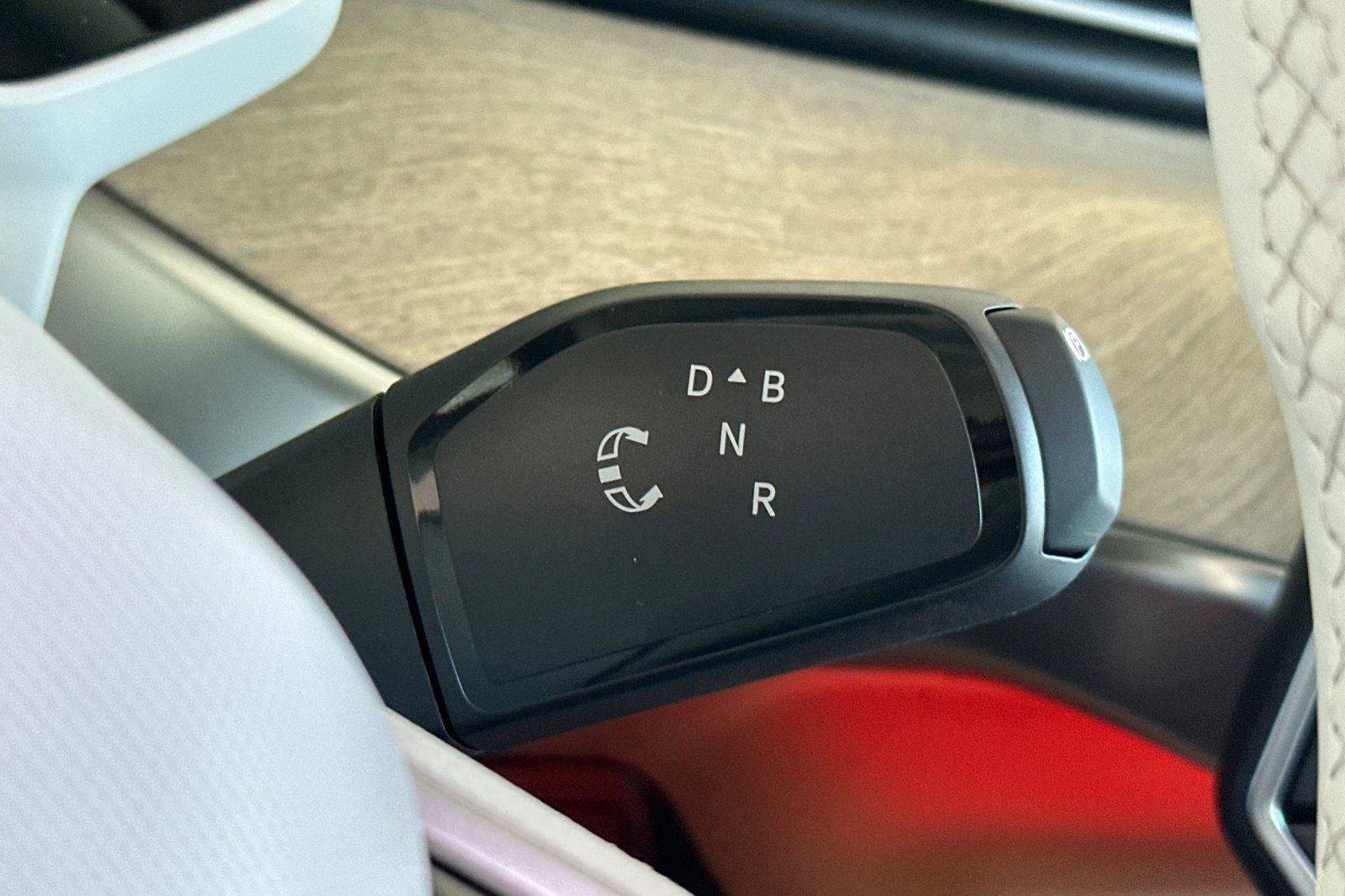 New 2025 Volkswagen ID. Buzz 1st Edition image 22