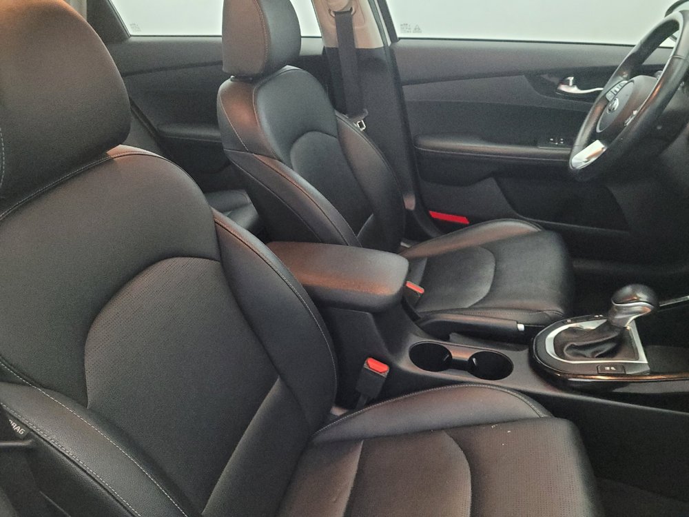 Used 2019 Kia Forte EX image 21