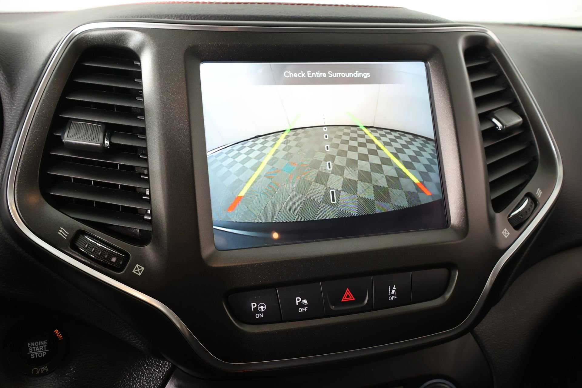 Used 2023 Jeep Cherokee Trailhawk w/ Trailer Tow Group image 6