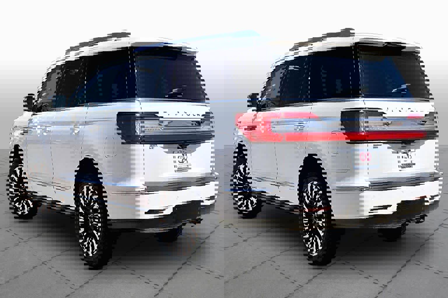 Used 2020 Lincoln Navigator Black Label AWD/4WD image 12