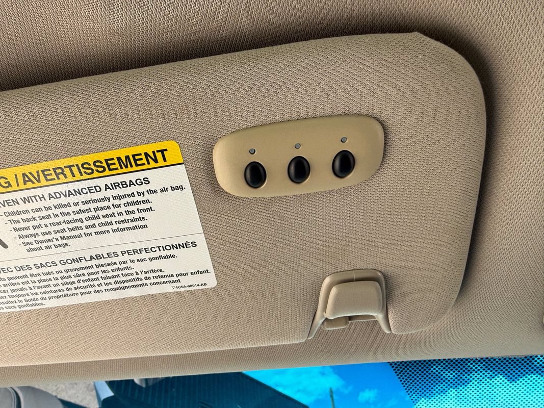 Used 2011 Ford Fusion Hybrid FWD image 40